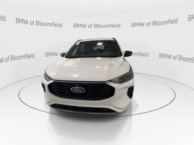 Thumbnail: 2023 Ford Escape - 3