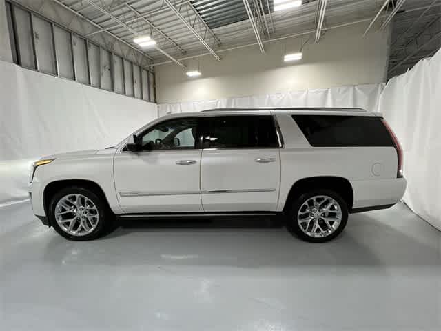 Thumbnail: 2016 Cadillac Escalade - 11