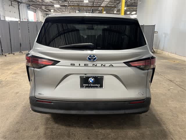 Thumbnail: 2021 Toyota Sienna - 13