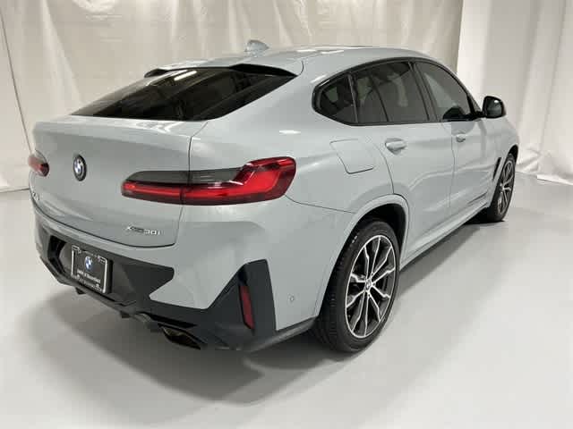Thumbnail: 2023 BMW X4 - 14