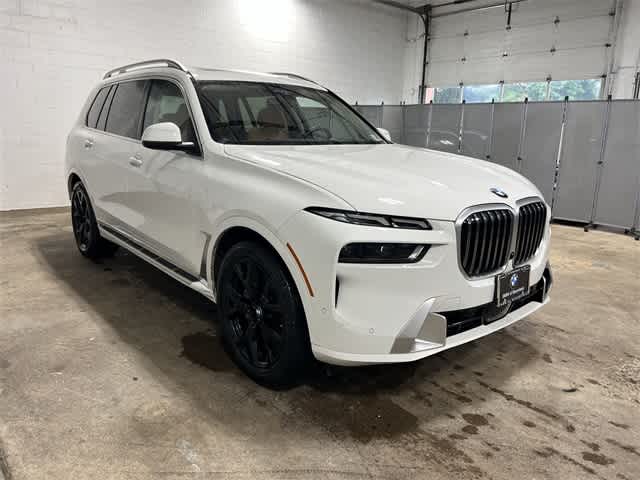 Thumbnail: 2023 BMW X7 - 16