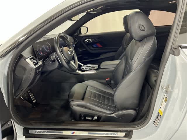 Thumbnail: 2024 BMW 2 Series - 10