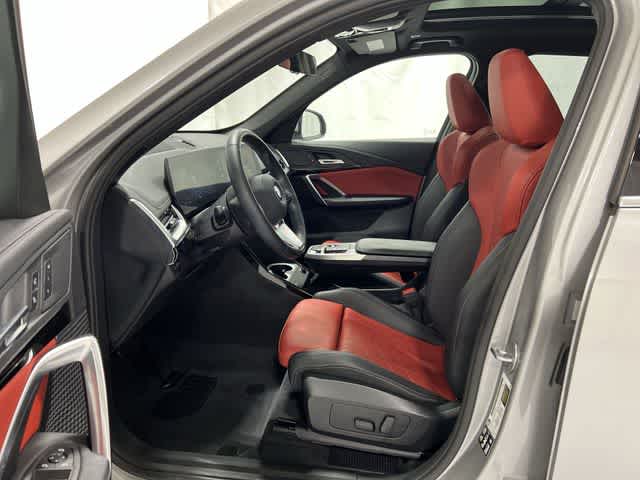 Thumbnail: 2025 BMW X1 - 10