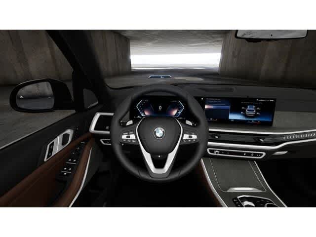 Thumbnail: 2026 BMW X5 - 13