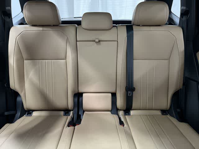 Thumbnail: 2023 Volkswagen Tiguan - 22