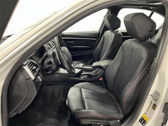 Thumbnail: 2018 BMW 3 Series - 21