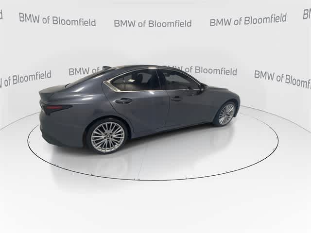 Thumbnail: 2022 Lexus IS - 8