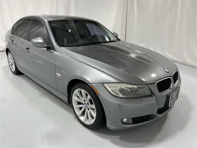 Thumbnail: 2011 BMW 3 Series - 15