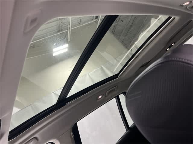 Thumbnail: 2024 BMW X7 - 23