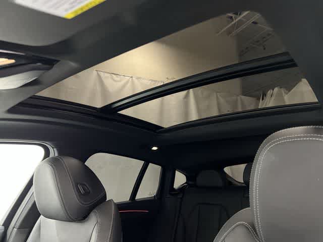 Thumbnail: 2020 BMW X4 - 23