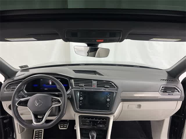 Thumbnail: 2022 Volkswagen Tiguan - 20