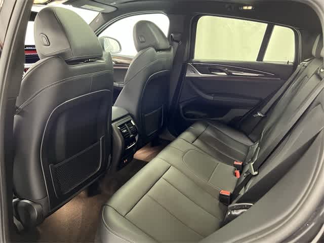 Thumbnail: 2025 BMW X4 - 24