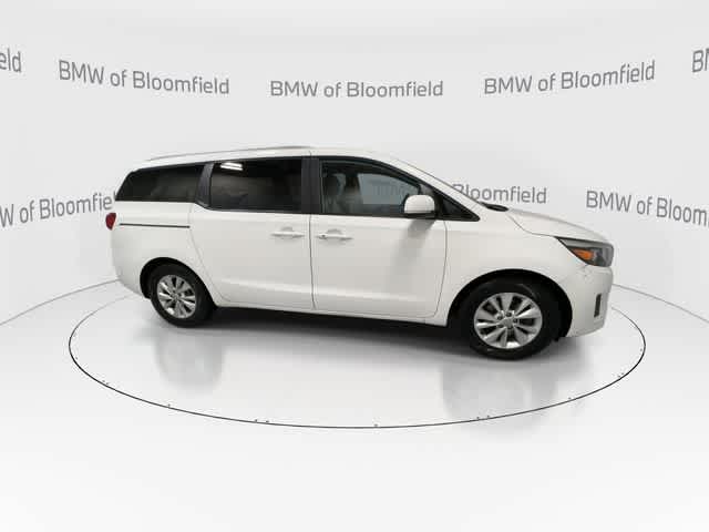 Thumbnail: 2017 Kia Sedona - 9