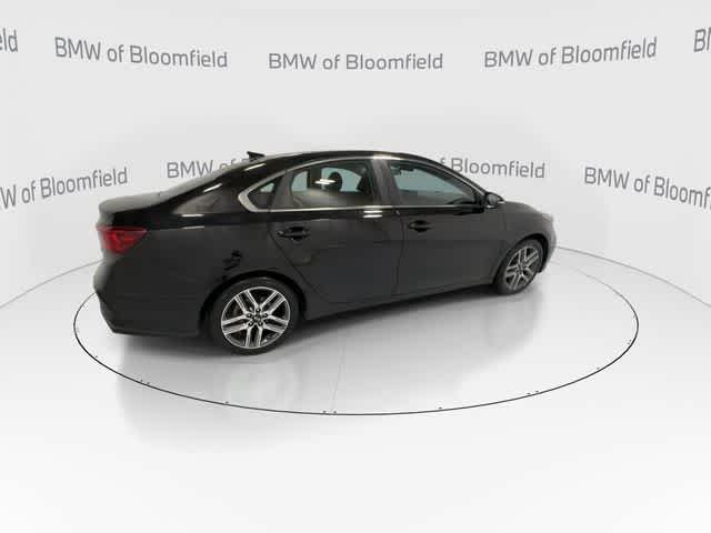 Thumbnail: 2019 Kia Forte - 8