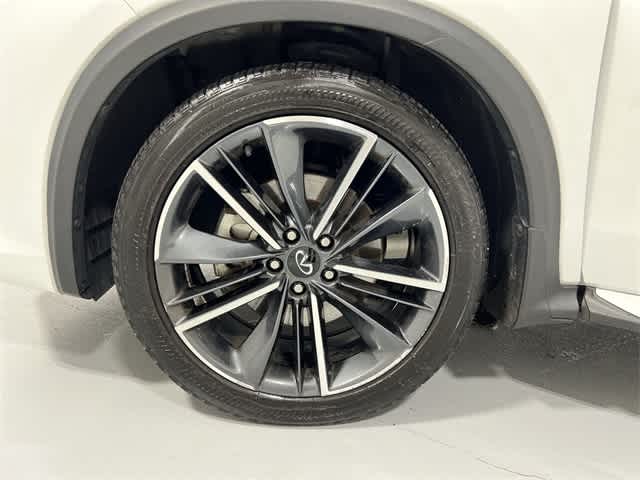 Thumbnail: 2024 INFINITI QX50 - 18