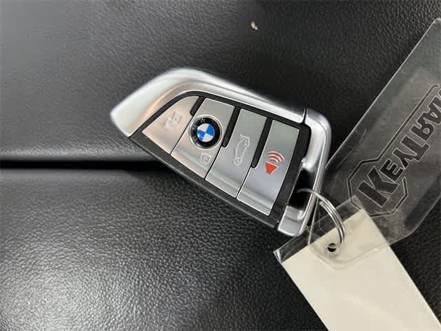 Thumbnail: 2022 BMW X7 - 32