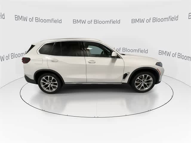 Thumbnail: 2024 BMW X5 - 9