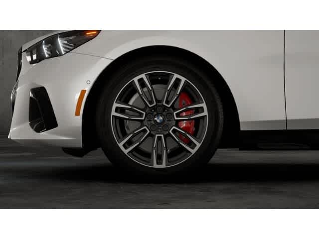 Thumbnail: 2026 BMW 5 Series - 7