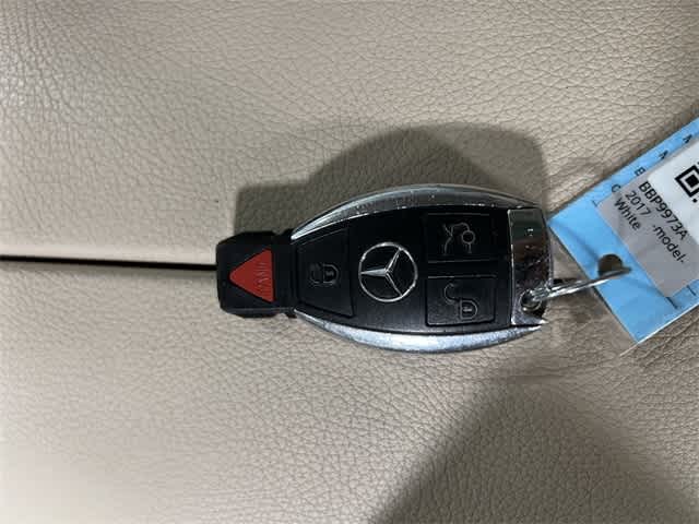 Thumbnail: 2017 Mercedes-Benz GLC - 33