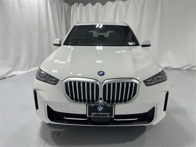 Thumbnail: 2026 BMW X5 - 16