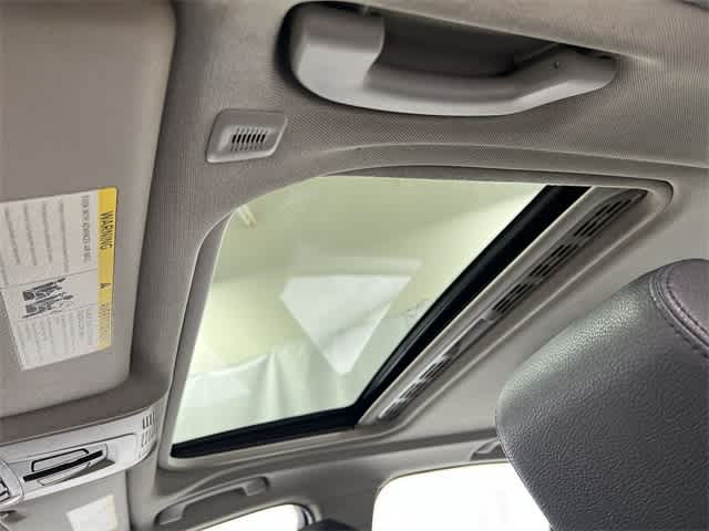 Thumbnail: 2017 BMW 3 Series - 23