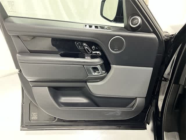 2018 Land Rover Range Rover SuperCharged HSE photo 2