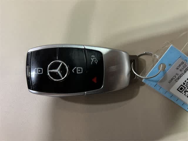 Thumbnail: 2019 Mercedes-Benz S-Class - 35