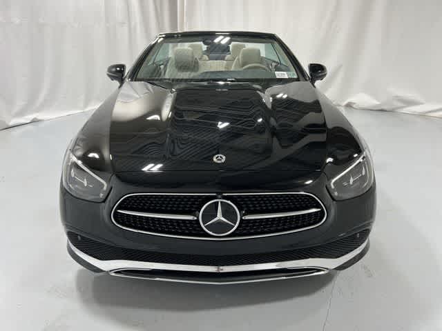 Thumbnail: 2023 Mercedes-Benz E-Class - 16