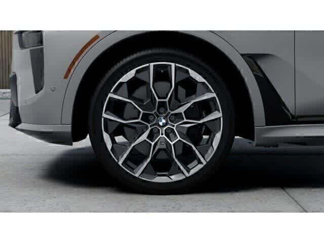 Thumbnail: 2027 BMW X7 - 7