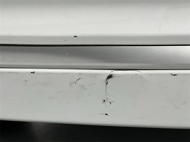 Thumbnail: 2015 Jeep Grand Cherokee - 38