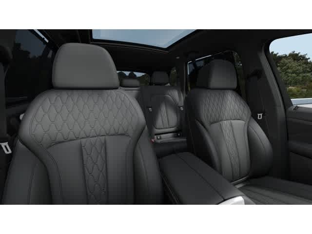 Thumbnail: 2026 BMW X5 - 11