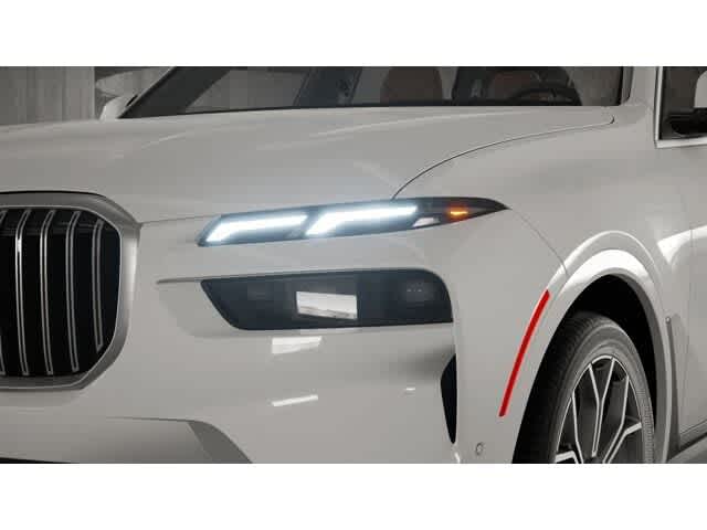 Thumbnail: 2026 BMW X7 - 6