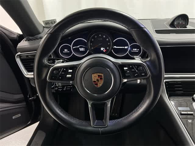 Thumbnail: 2018 Porsche Panamera - 27