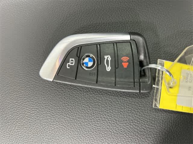 Thumbnail: 2025 BMW X4 - 33