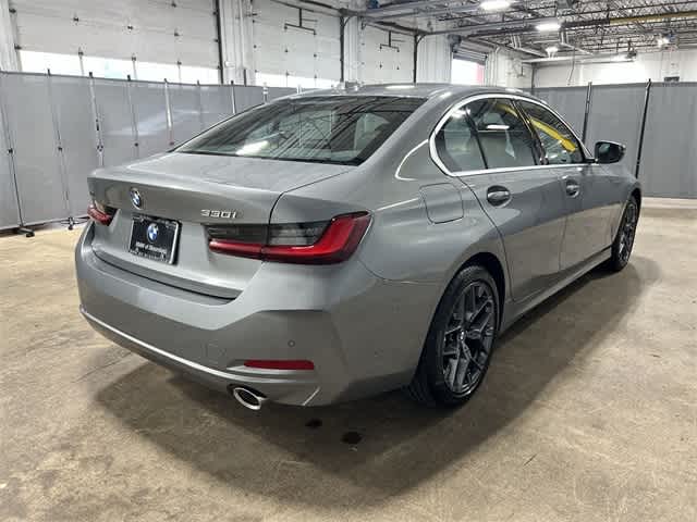 Thumbnail: 2025 BMW 3 Series - 14