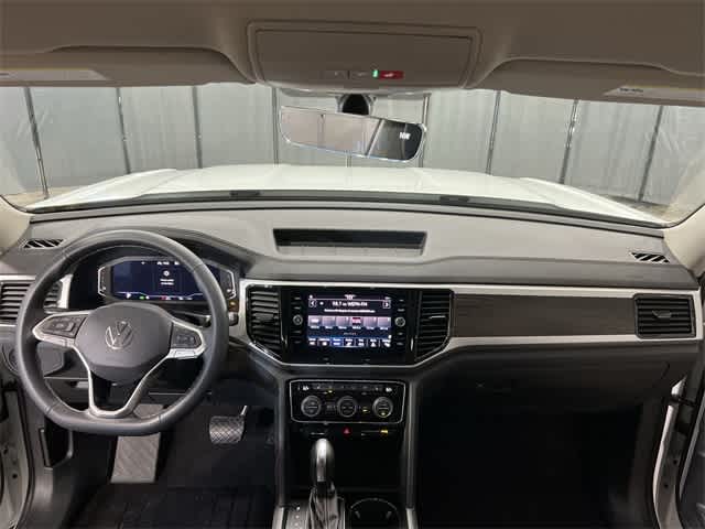 2022 Volkswagen Atlas SE 21