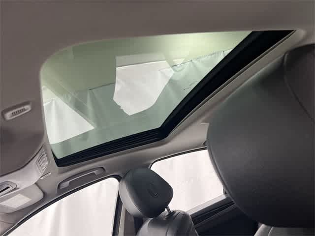 Thumbnail: 2016 BMW 5 Series - 23