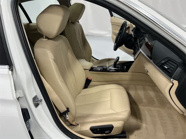 Thumbnail: 2014 BMW 3 Series - 26