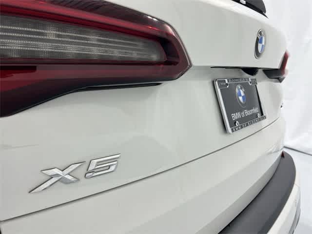 Thumbnail: 2022 BMW X5 - 17