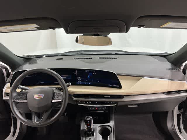 Thumbnail: 2024 Cadillac XT4 - 20