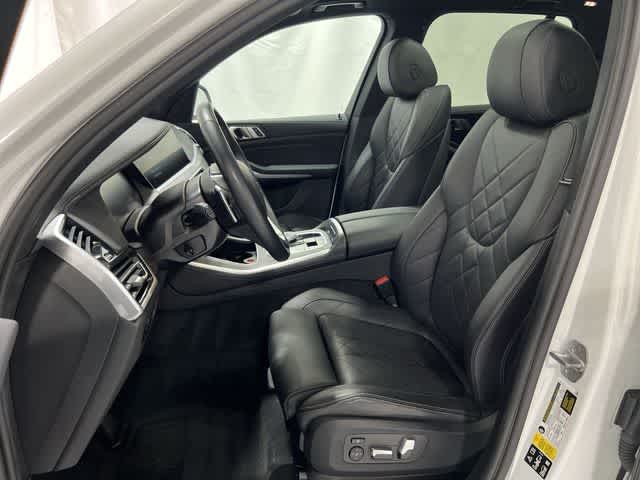Thumbnail: 2023 BMW X5 - 21