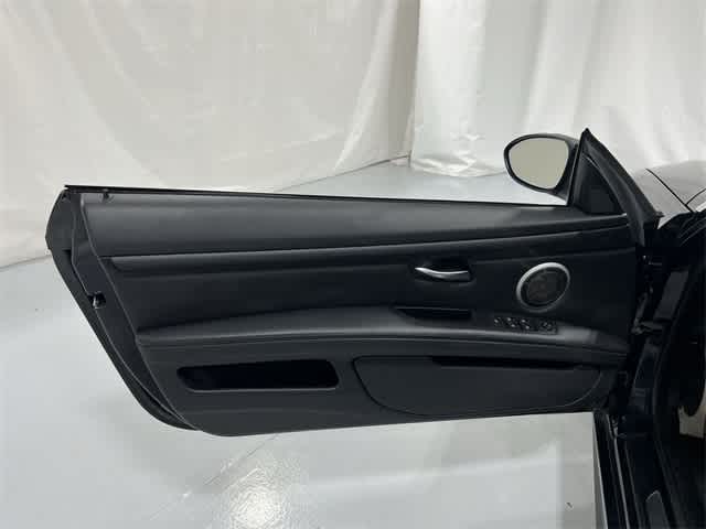 Thumbnail: 2011 BMW M3 - 35