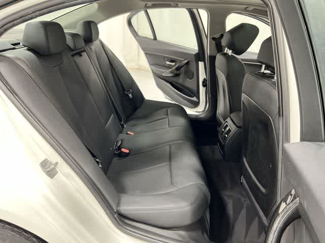 Thumbnail: 2017 BMW 3 Series - 25