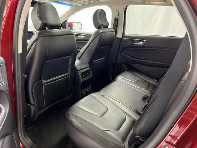 Thumbnail: 2019 Ford Edge - 24