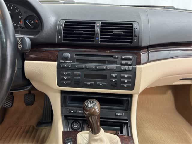 Thumbnail: 2005 BMW 3 Series - 28