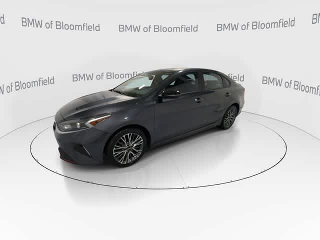 Thumbnail: 2023 Kia Forte - 4