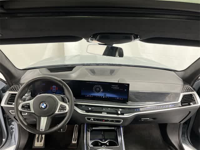 Thumbnail: 2024 BMW X7 - 20