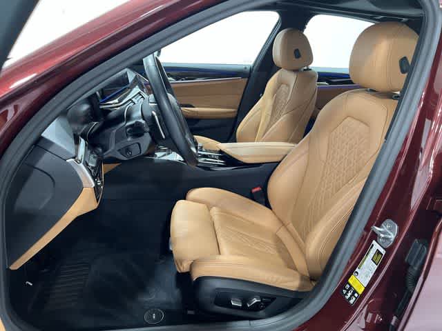 Thumbnail: 2023 BMW 5 Series - 21