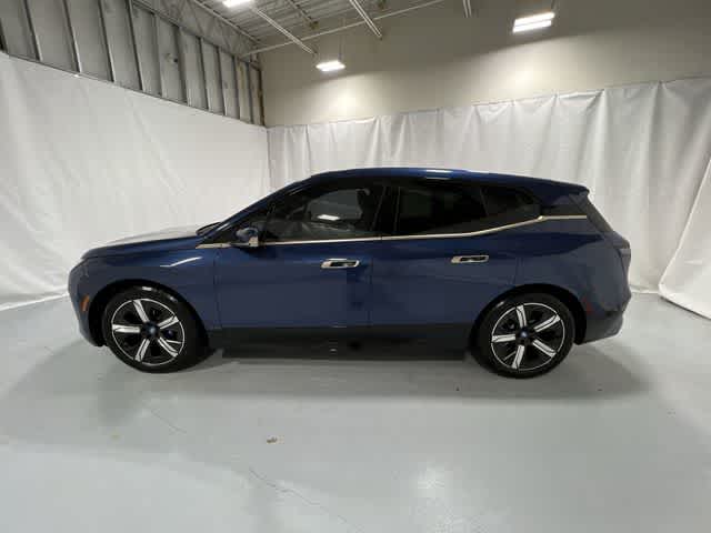Thumbnail: 2023 BMW iX - 11