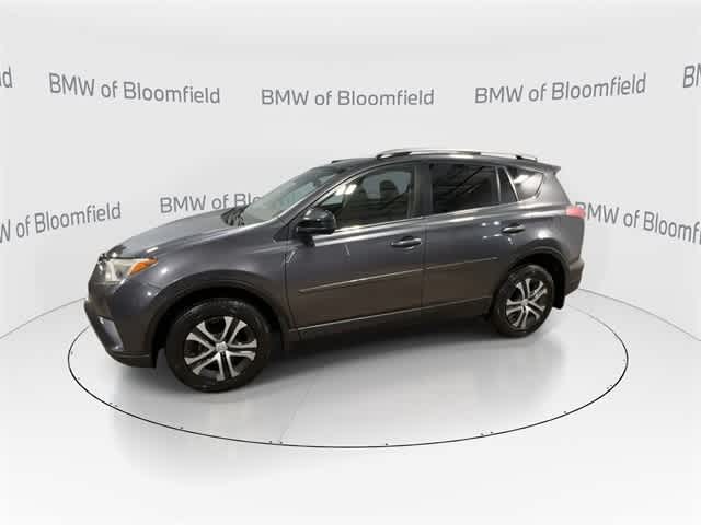 Thumbnail: 2017 Toyota RAV4 - 4